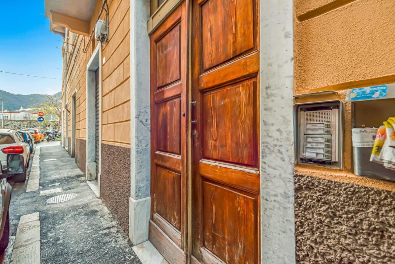 Nelli Rooms Via Biassa لا سبيتسْيا المظهر الخارجي الصورة